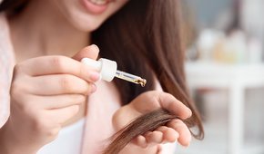 EU07230A - Protective hair care serum